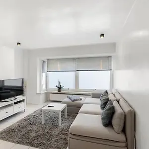 Sunny 500m From The Beach Oostend Appartement